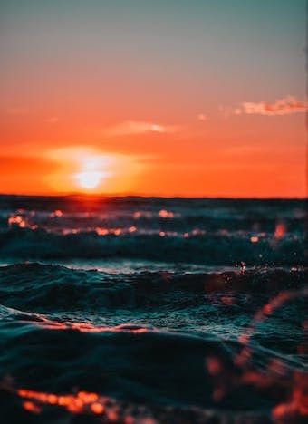 Sunset above the waves